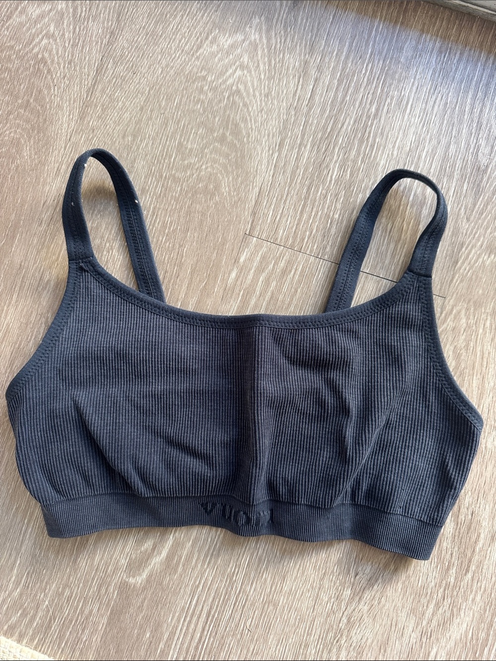 Vuori Black Ribbed Sports Bra